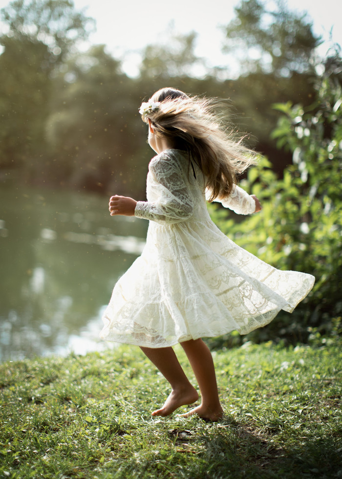 Collection 55 photo by Nicole Traubenek