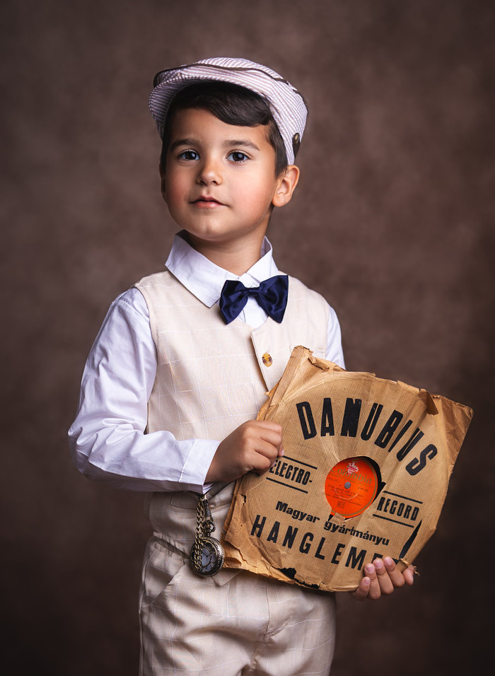 Collection 87 photo by Anna Mahrough
