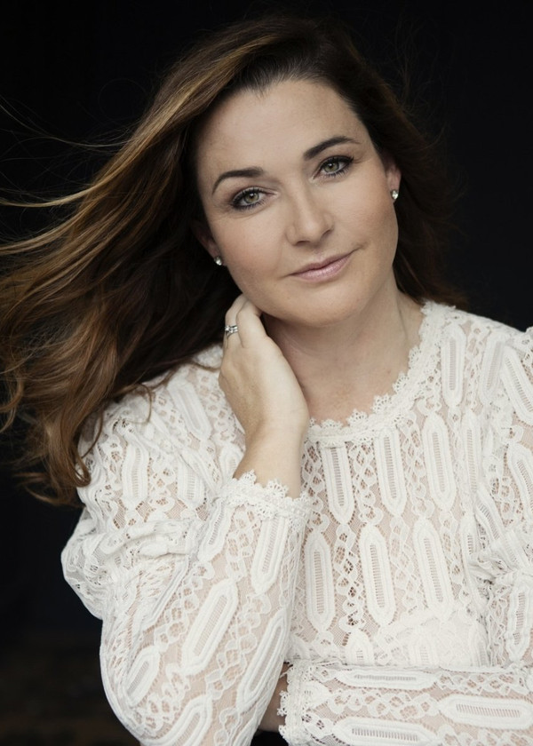 Amanda Van Loon