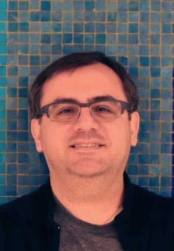 Gustavo Bernal