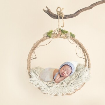 Meet Ariyuki. Every now and again you have a session that sticks with you because it's magical. This particular session is that session for me this year to date. This handsome little guy was so sweet and great to work with. I was elated that his parents chose me to photograph their second born.