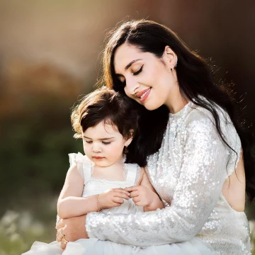 Motherlove.