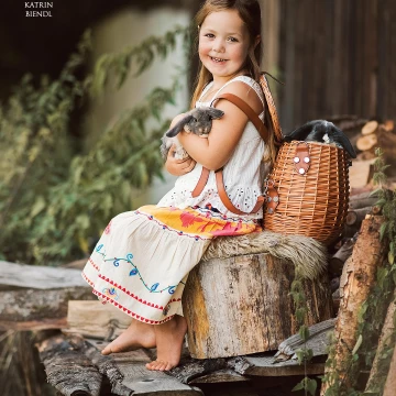 Little farm girl.