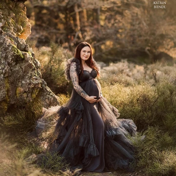 beautiful expectant mother.
