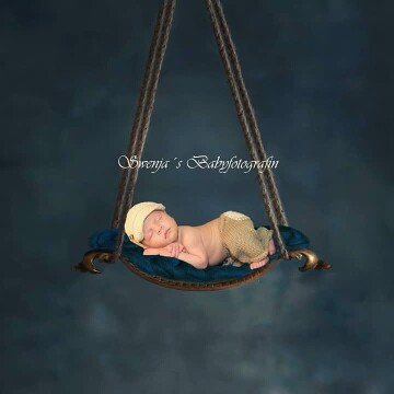 Newborn, maternity and baby photographer Swenja Aygüc  (bluelightpics). Photo of 11 July
