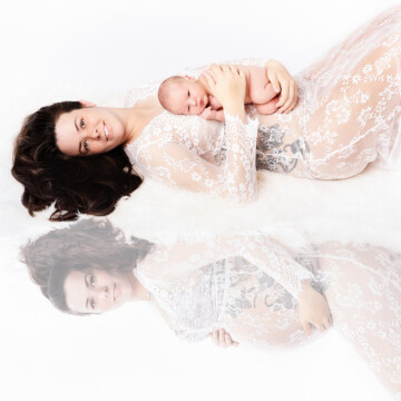 Newborn, maternity and baby photographer Sandra Prokesch (office). Photo of 14 March