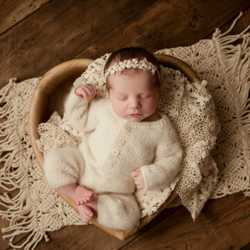 Newborn, maternity and baby photographer Jenny Robertson (jenny). Photo of 09 September