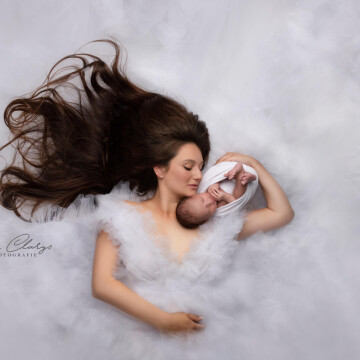 Newborn, maternity and baby photographer Mitzi Clarijs (mitzi-clarijs427). Photo of 04 August