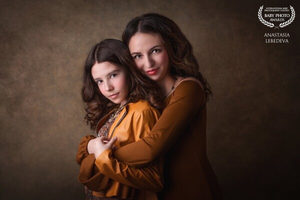 I am happy that my works are included in the new collection. Fine art portrait collection. In this photo, mother and daughter. It is a special bond between parent and child. It does not matter how old your child is to remember this moment.