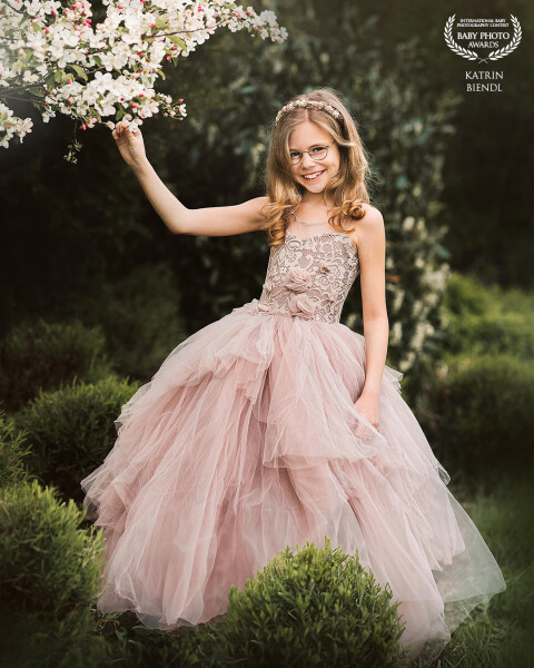 Flowergirl.