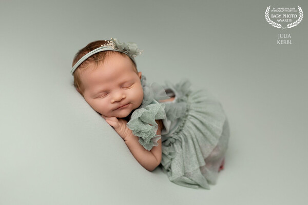 Sweet dreams in sage