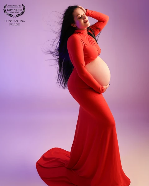 'A queen in red, carrying her greatest crown'