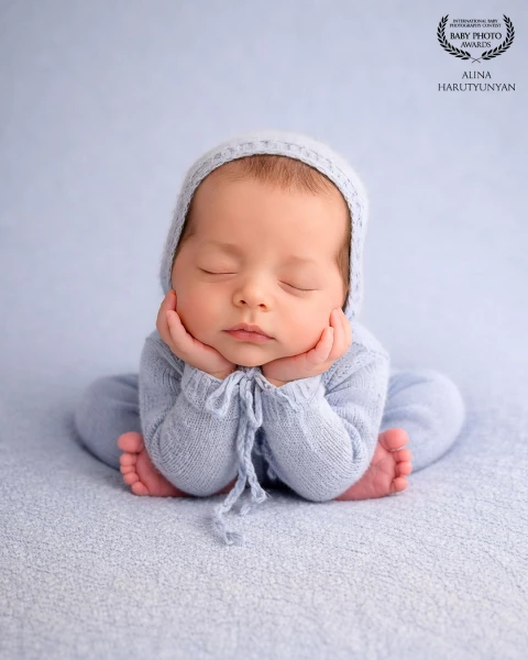 Tiny hands, so loved, so perfect; full of big dreams— welcome to the world little man!