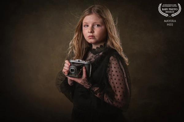 A portrait of this beautiful little lady Mila. The combination with the old camera works really well...