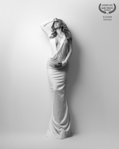 Minimalist, fashion, and elegant.