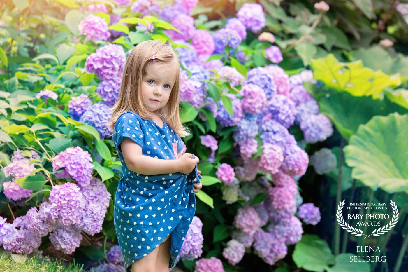 This gorgeous girl was a perfect model for a summer photo. She has a great personality, a charming and curious princess with gigantic blue eyes. On this sunny day in Norway we both felt like being in a fairytale :-) 