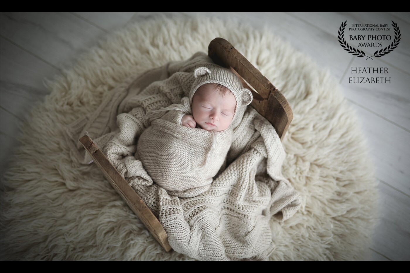 Meet Arthur, this little man was beyond perfection during his newborn session, this was one of a huge gallery. I love teddy bear hats or any newborn hats (slight hat obsession). 