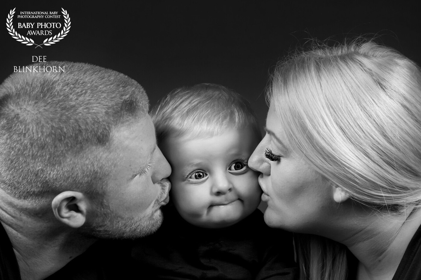 Absolutely love this little mans expression when mummy and daddy planted a kiss on each cheek priceless. Loved the black and white tones too. 