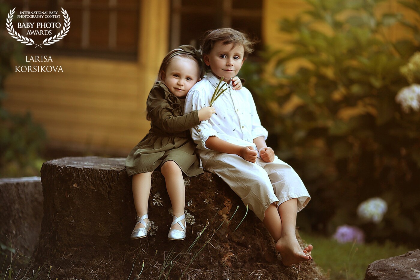 This photo I took during our summer vacations with my kids Daniel and Aurora. Aurora adores her brother. For her he is the role model. 