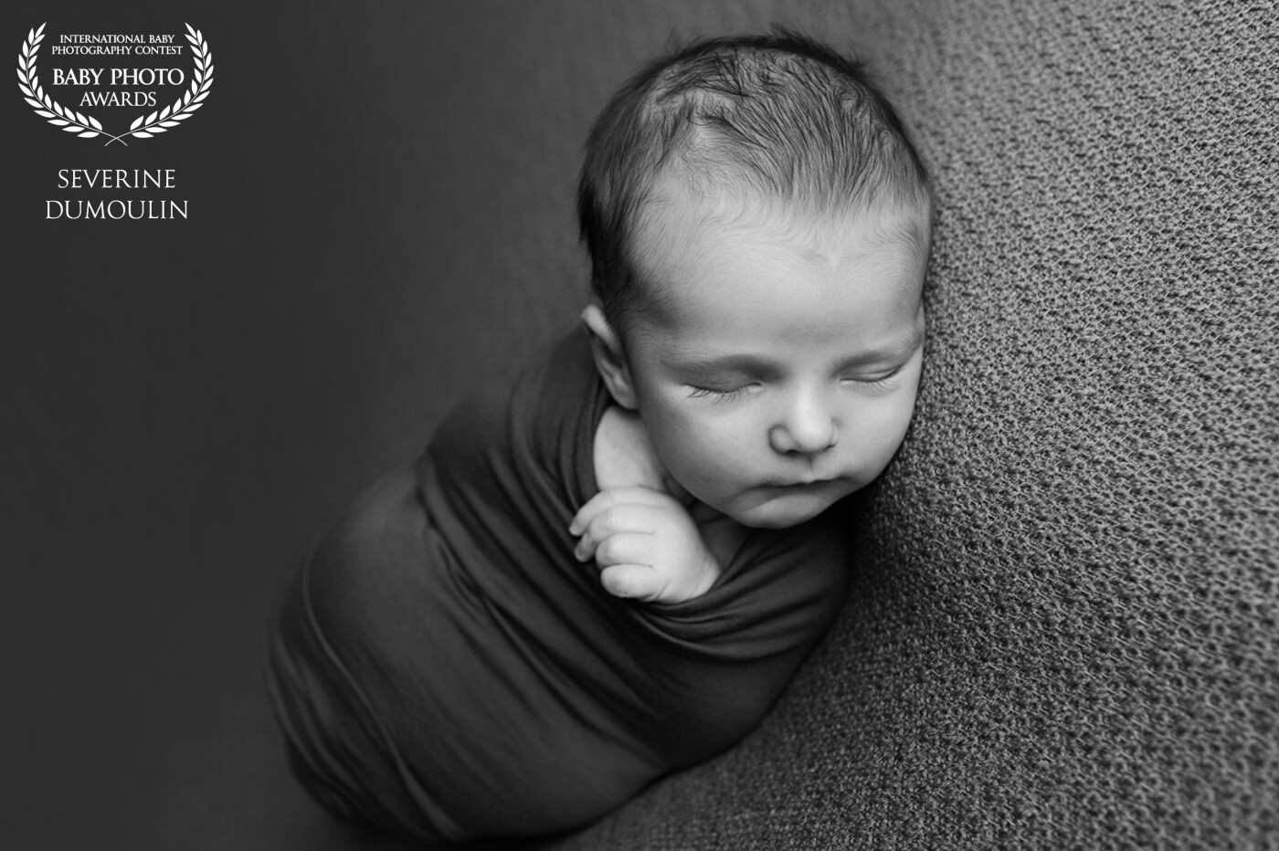 A newborn photographer is the most beautiful profession there is. This baby wanted to keep an eye on everything at the beginning of the session but went to dreamland afterward. What a cutie! 