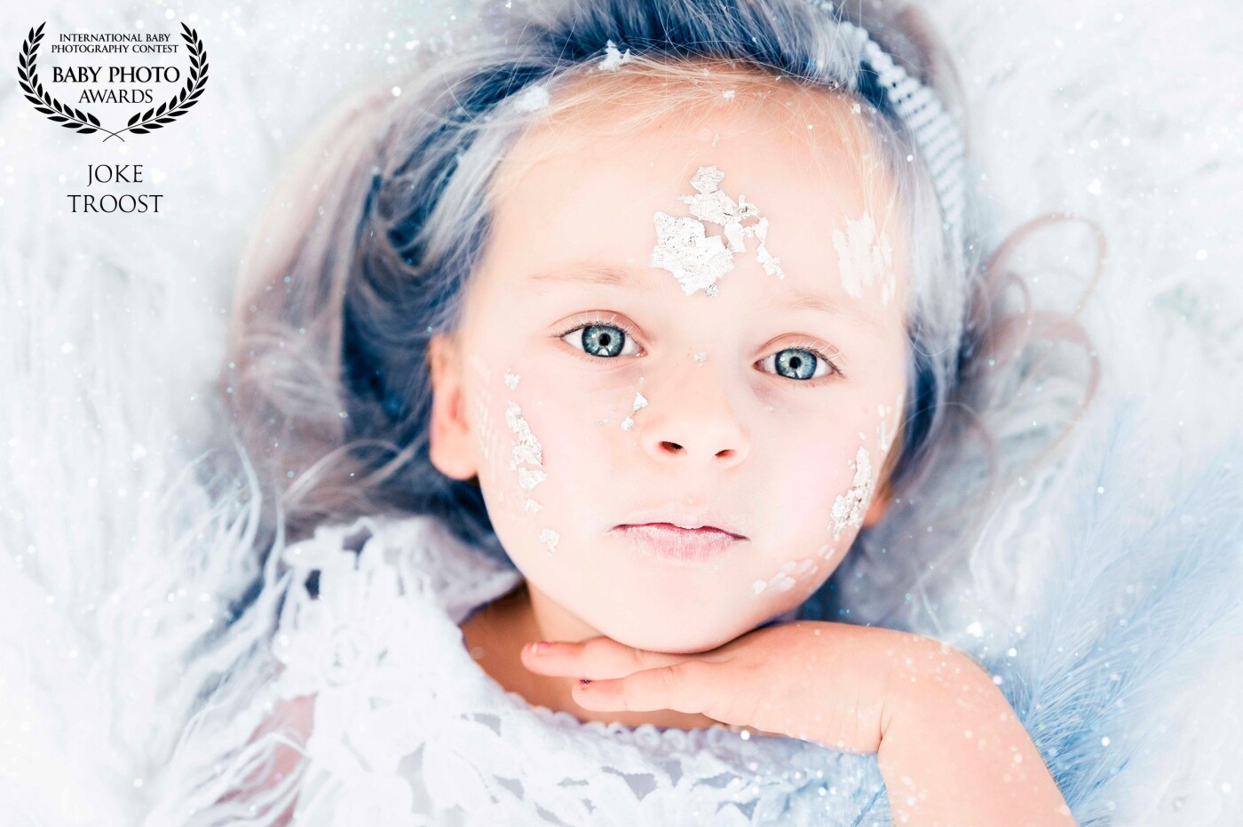 Benthe alway's wanted to be an ice princess. So I made it happen for her! Shot in my studio with a lot of laughs and giggles. making of is in my IG reels!