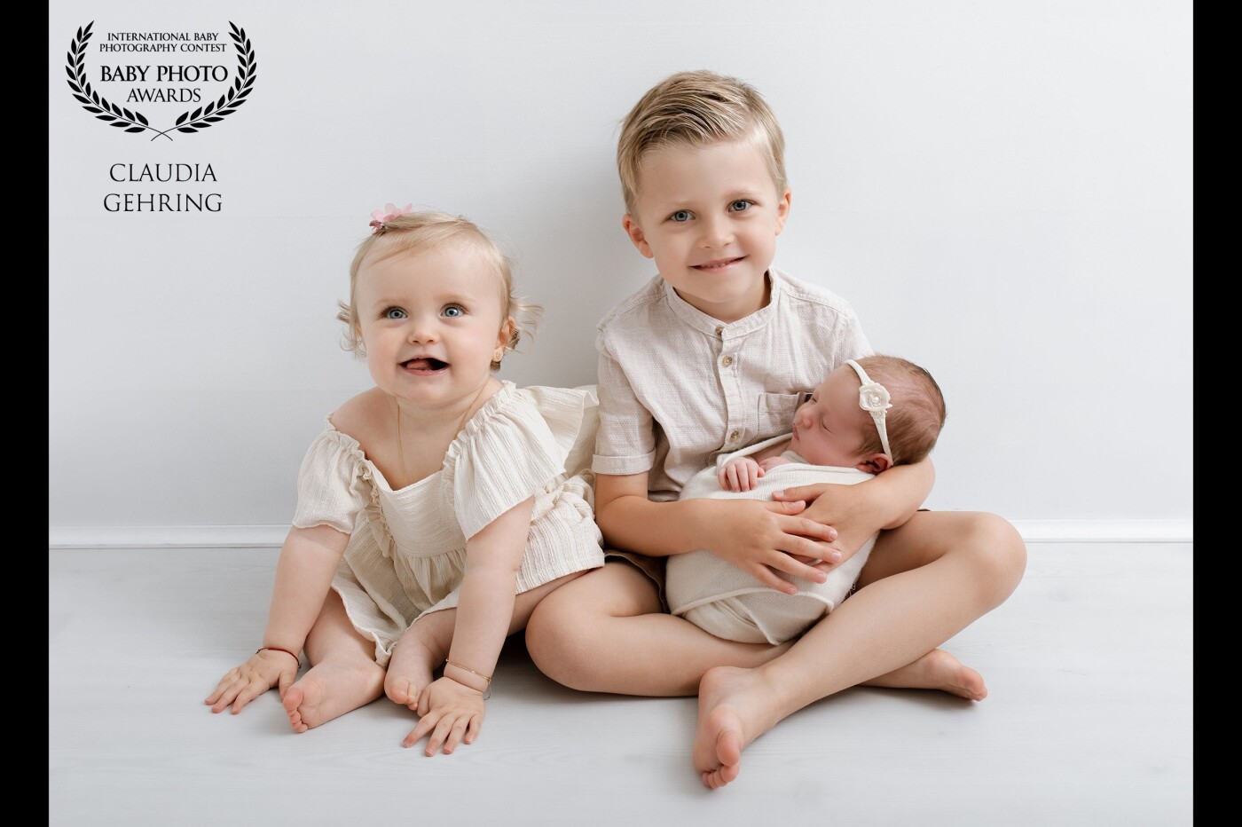 These three lovely siblings are just adorable. I was allowed to do the newborn shoot for all three children. It makes me very proud when my parents have such confidence in me and appreciate my work so much.
