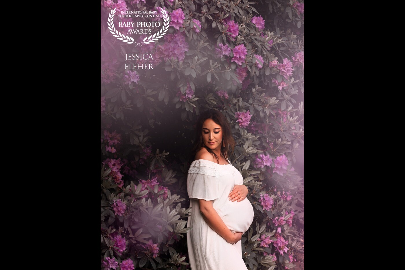 This beautiful woman is pregnant for the third time and with her wonderfully easy manner brings very light magic into every photo. The shooting was so easy and so much fun! To give a new life<br />
means giving completely unconditional & selfless love. J. Fleher