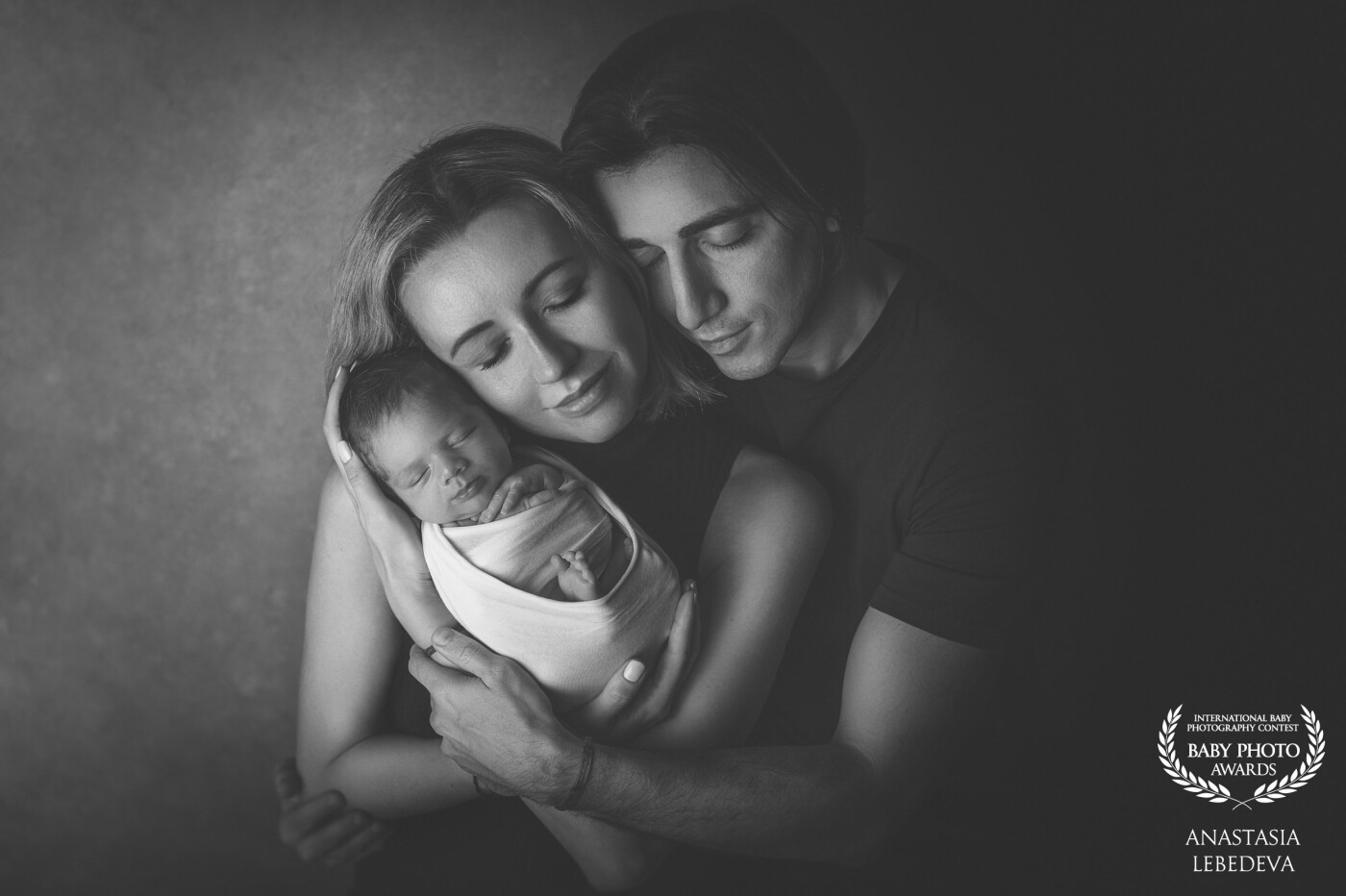 The most tender couple Natalie and Murad Osman. And their joint photo. Happy parents with newborn son Solomon. This was an amazing photo shoot. We got a lot of beautiful shots.