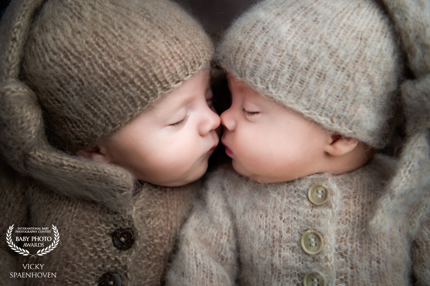 These lovely twin boys stole my heart. They were so beautiful together and had such a sweet connection. I wanted to create some really tender close-ups. Aren't they cute together?
