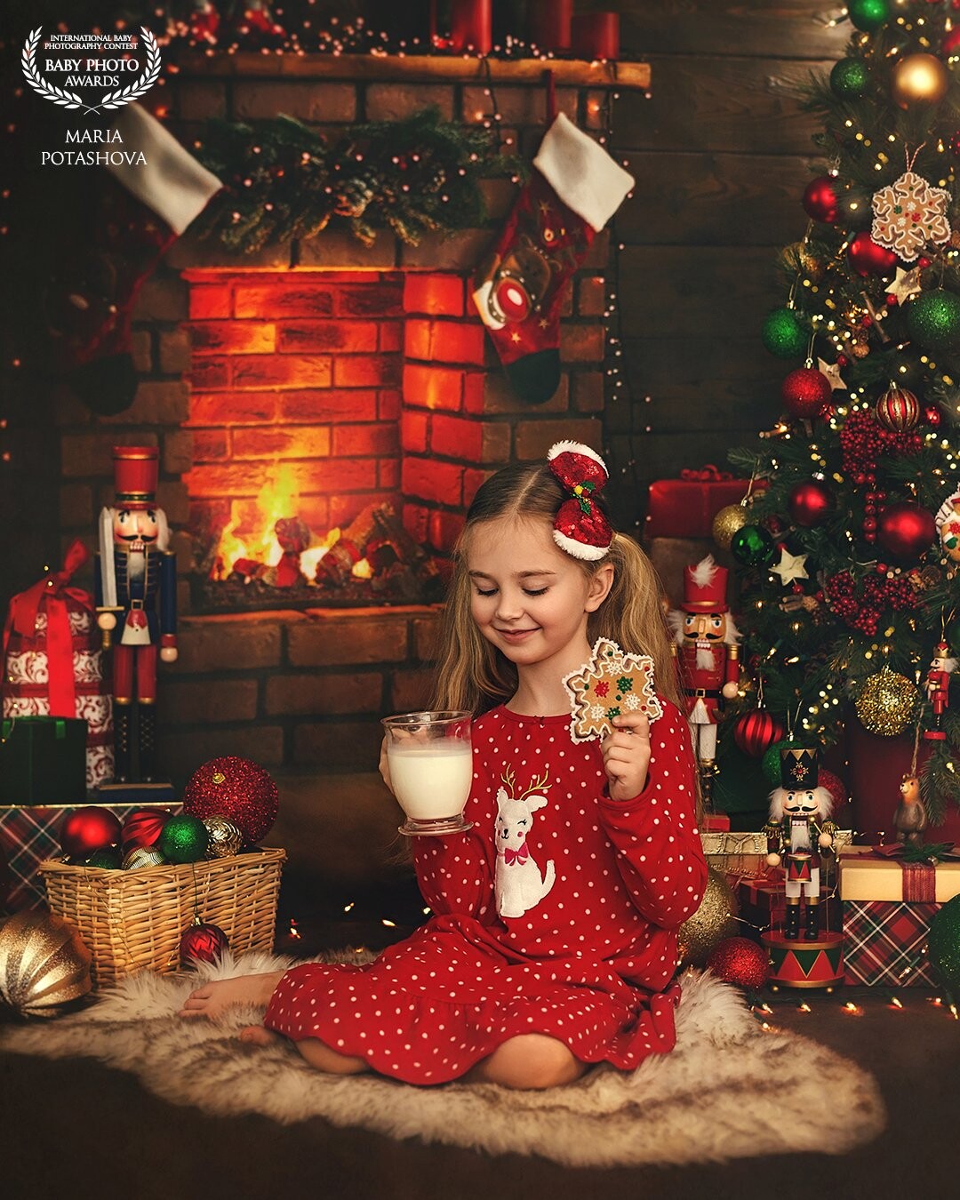 Christmas waves a magic wand over this world, and behold, everything is softer and more beautiful. Decorations, christmas cookies with hot milk is what we need for the smells of Christmas which are the smells of childhood.