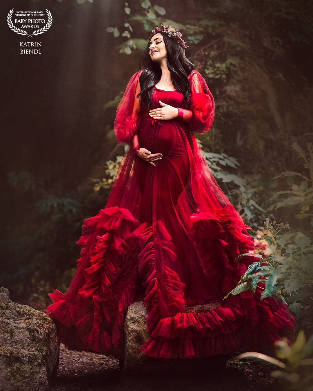 Pregnancy gives the expectant mother a special, wonderful bright aura. I love scenery of nature and I think it creates perfect frame for a maternity shooting.