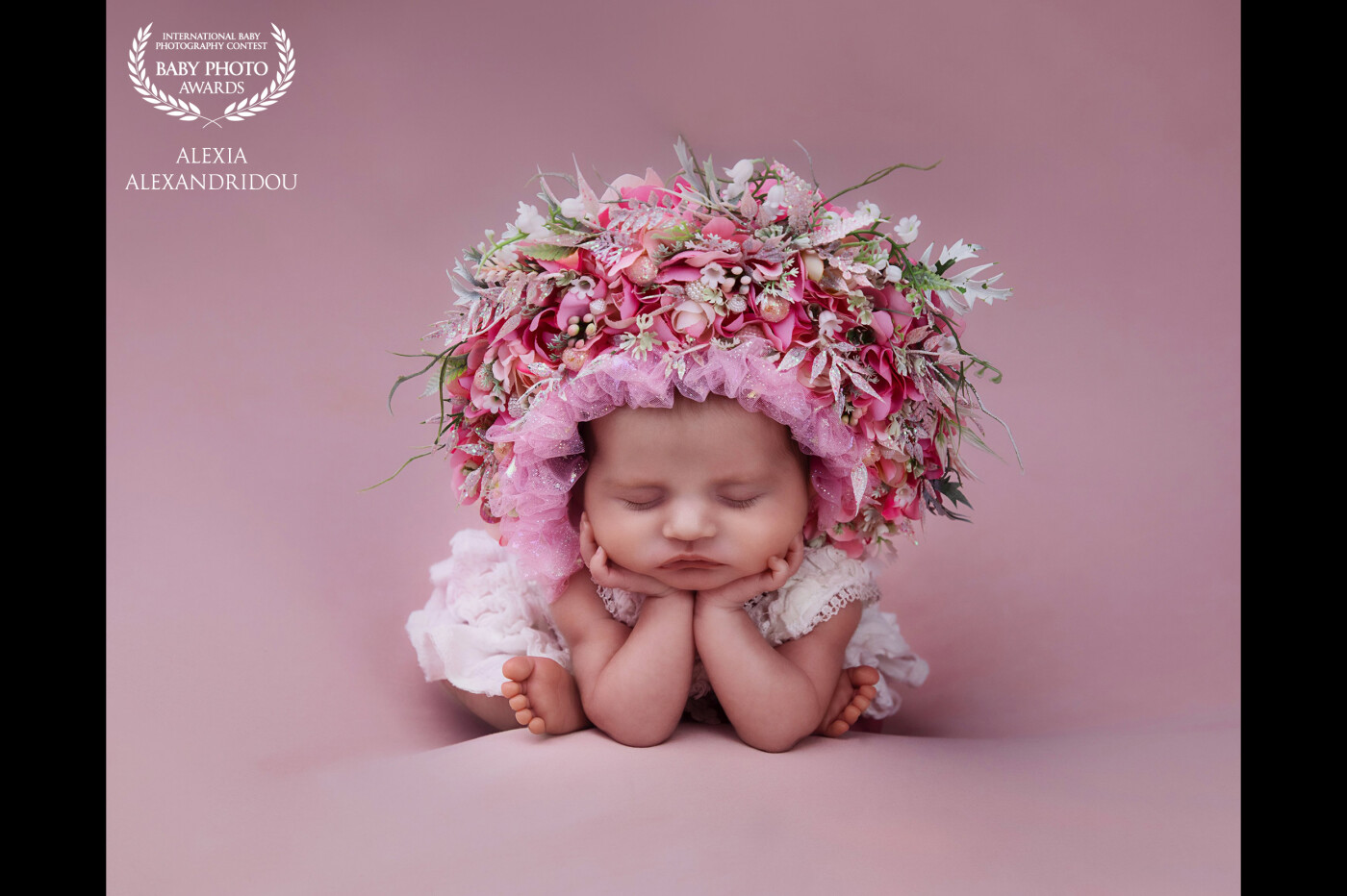 The family of this beautiful newborn baby girl had to travel 1,5 hour to come over to my studio and have the session , I’m extremely happy to won an award for this particular image , because it’s one of my favorites!!